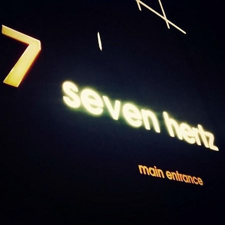 Hotel 7 Seven Hertz Siheung Екстериор снимка